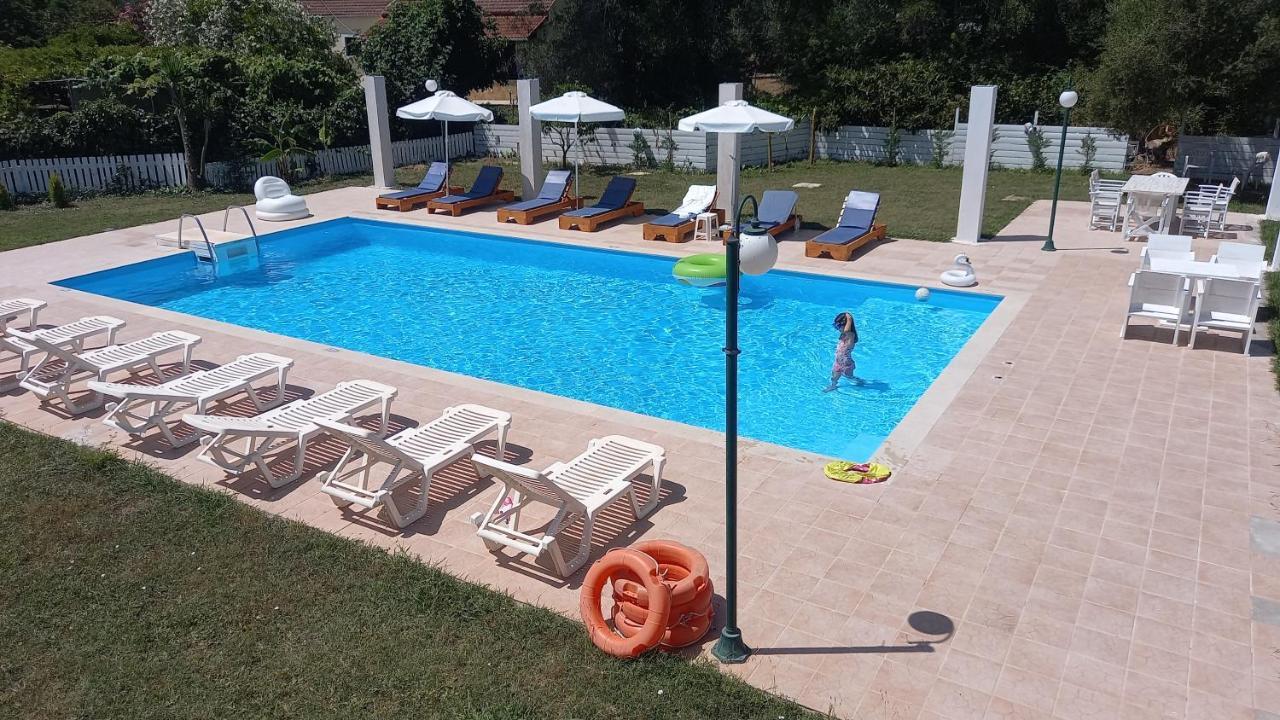 Aparthotel Amelia'S Garden à Kávos Extérieur photo